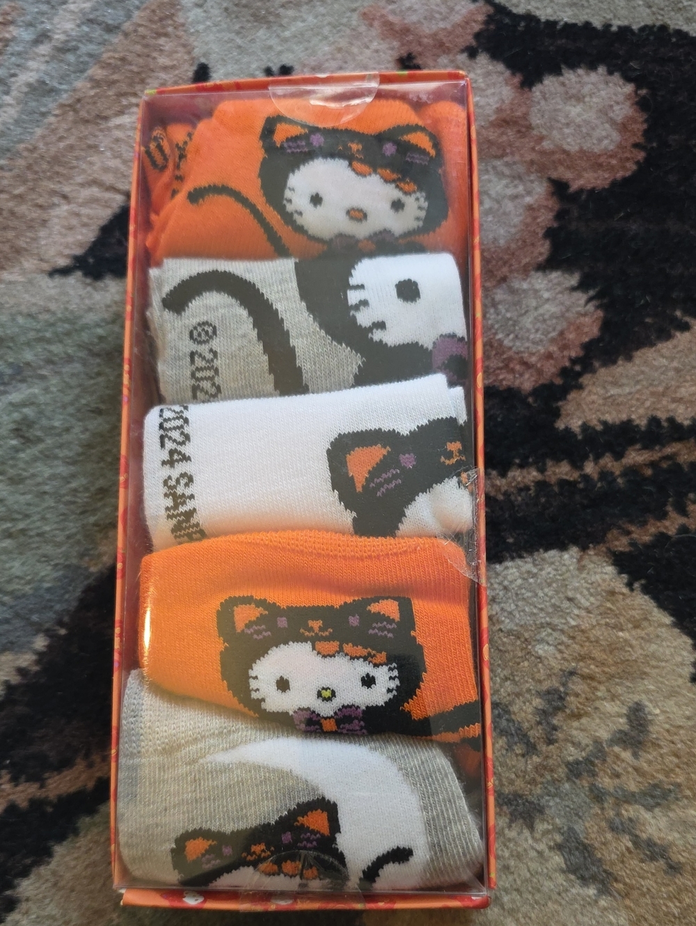 Hello Kitty Kids Orange and White Cat Socks - Pack of 5